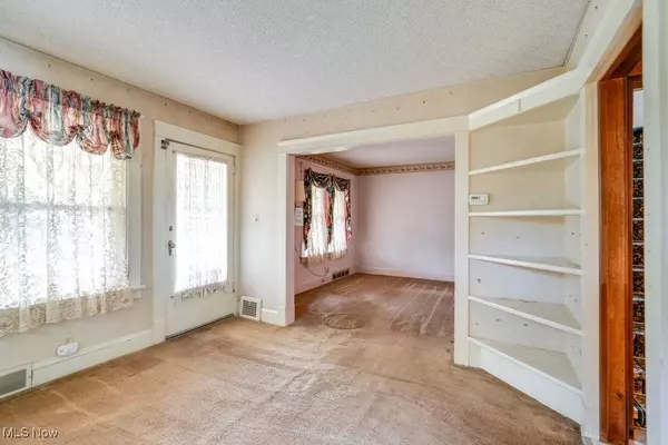 1334 Broadway AVE, Bedford, OH 44146