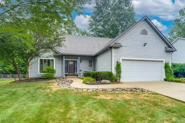 4739 Emerald Woods DR, Stow, OH 44224