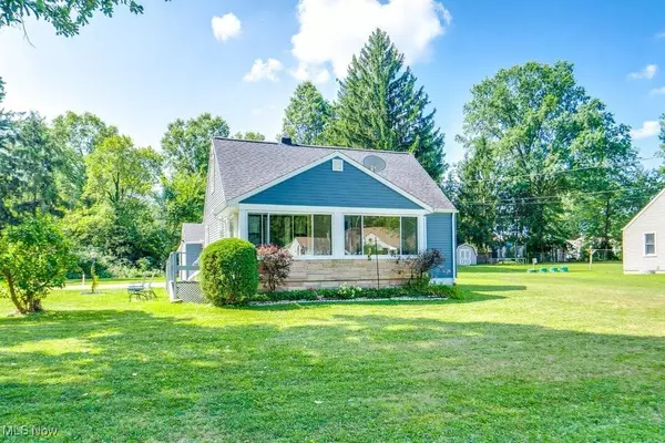 5103 E Rockwell RD, Youngstown, OH 44515