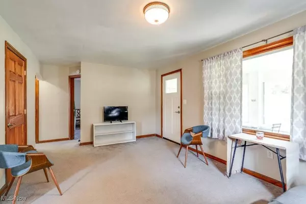 5103 E Rockwell RD, Youngstown, OH 44515