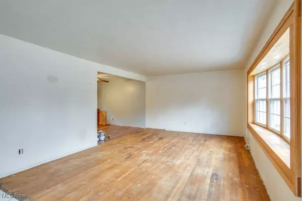 9097 Gettysburg DR, Twinsburg, OH 44087