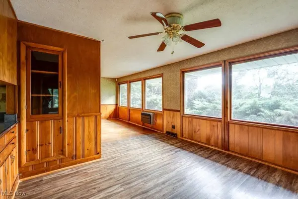 11685 Mills RD, Garrettsville, OH 44231