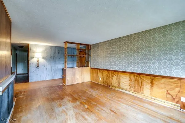 11685 Mills RD, Garrettsville, OH 44231