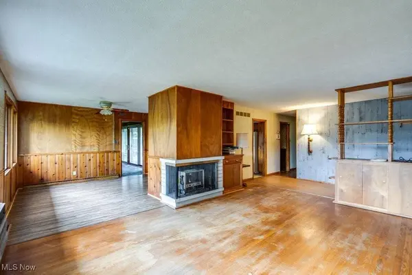 11685 Mills RD, Garrettsville, OH 44231