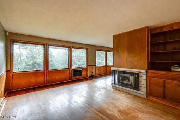 11685 Mills RD, Garrettsville, OH 44231