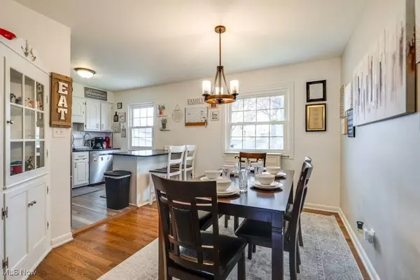 354 Hiwood AVE, Munroe Falls, OH 44262