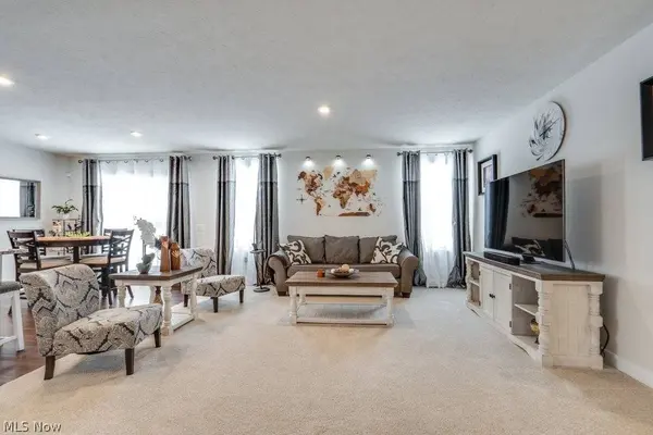 1595 Leslie DR, Streetsboro, OH 44241