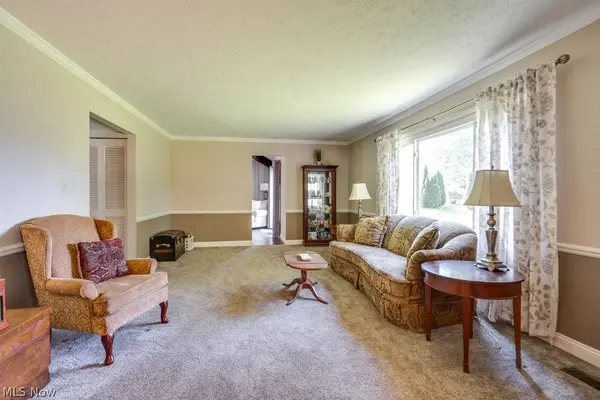 339 S Park DR, Aurora, OH 44202
