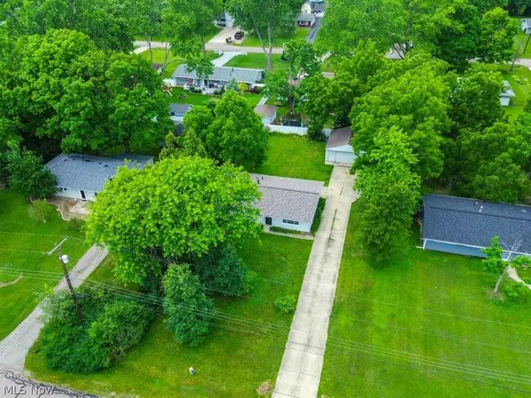 9525 Blitz LN, Streetsboro, OH 44241