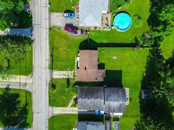 1064 Orchard AVE, Aurora, OH 44202