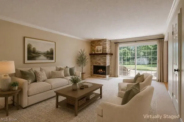 29 Chelmsford DR, Aurora, OH 44202