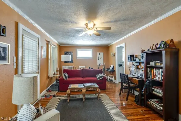 11 E 220th ST, Euclid, OH 44123