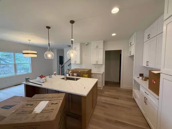 1609 Peerman Dr, Nashville, TN 37206