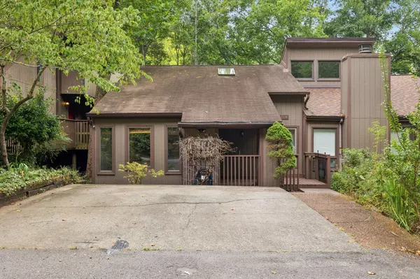 314 Chimney Hl, Nashville, TN 37221