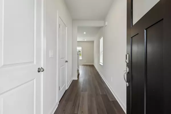 1604 Josie Ct, Hermitage, TN 37076