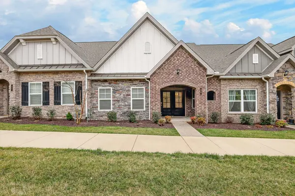 215 Trevor Dr, Mount Juliet, TN 37122