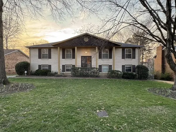 624 Highland View Ct, Hermitage, TN 37076