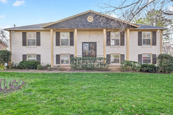 624 Highland View Ct, Hermitage, TN 37076