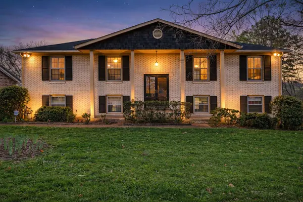 624 Highland View Ct, Hermitage, TN 37076