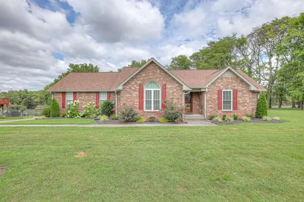 522 N Greenhill Rd, Mount Juliet, TN 37122