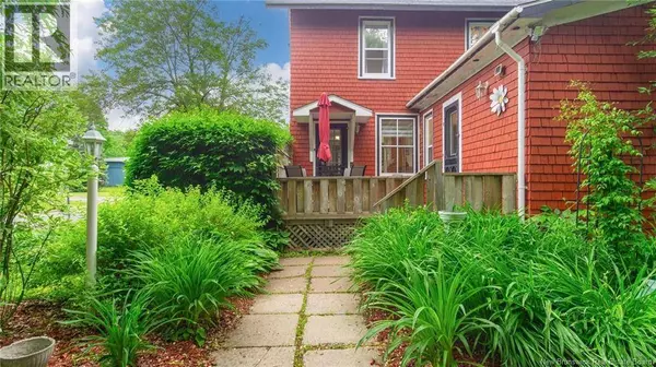 416-418 University Avenue, Fredericton, NB E3B4J3