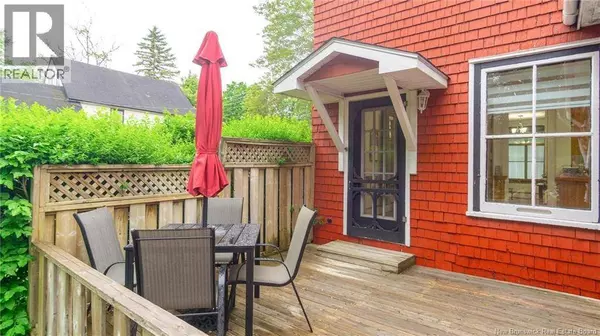 416-418 University Avenue, Fredericton, NB E3B4J3