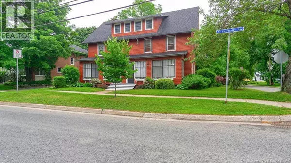 416-418 University Avenue, Fredericton, NB E3B4J3