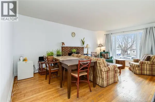 440 Pederson Crescent, Fredericton, NB E3B2Z2