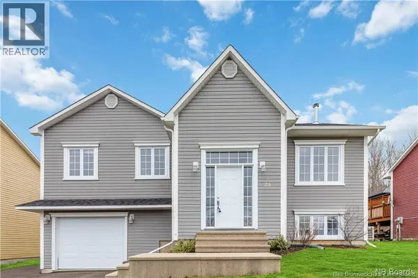 28 Brandon Court, Fredericton, NB E3G0X5