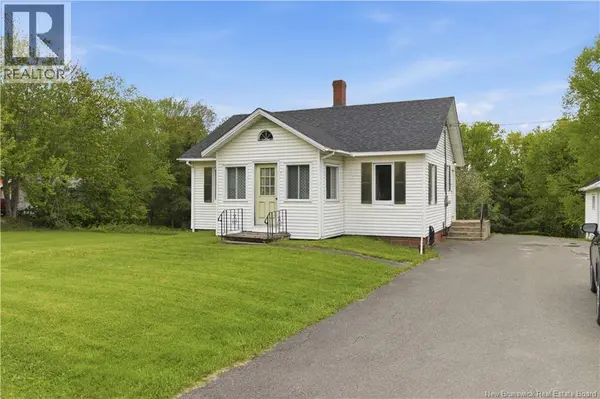 305 Pleasant Drive, Minto, NB E4B2S9
