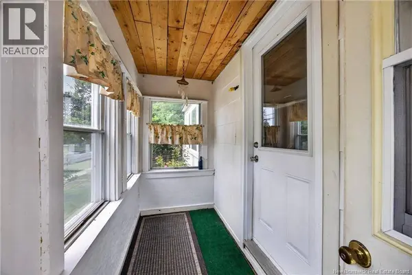 251 Carney Street, Devon, NB E3A3A3