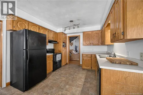 27 Cedar Ridge Drive, Douglas, NB E3A7X2