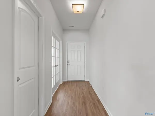 109 Rose Valley Drive, New Market, AL 35761