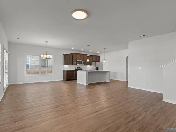 109 Rose Valley Drive, New Market, AL 35761