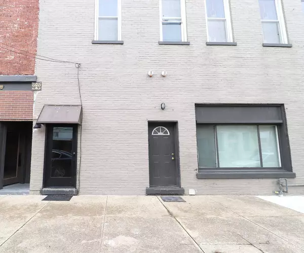 101 S Broadway St, Blanchester, OH 45107