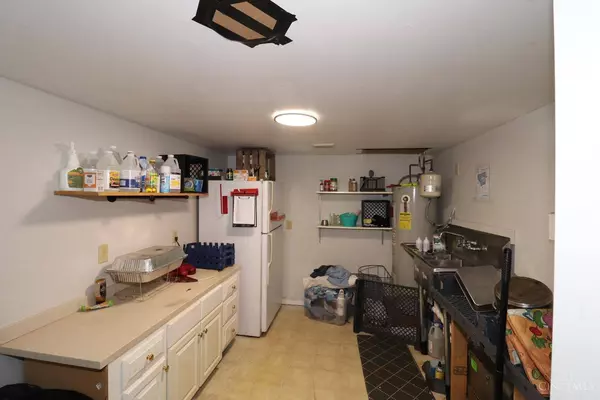 168 S Broadway St, Blanchester, OH 45107