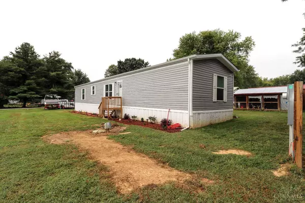 11515 Dundee Dr, Paint Twp, OH 45133