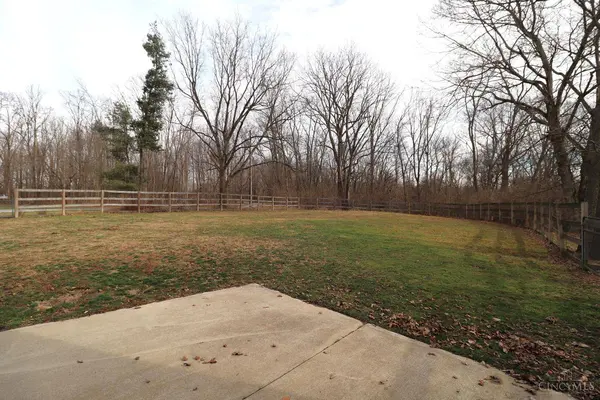 970 Macedonia Rd, Washington Twp, OH 45107