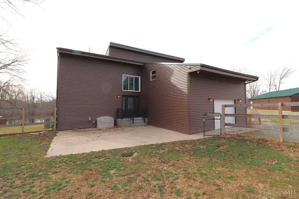 970 Macedonia Rd, Washington Twp, OH 45107