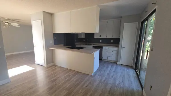 2655 Taft ST, Sacramento, CA 95815