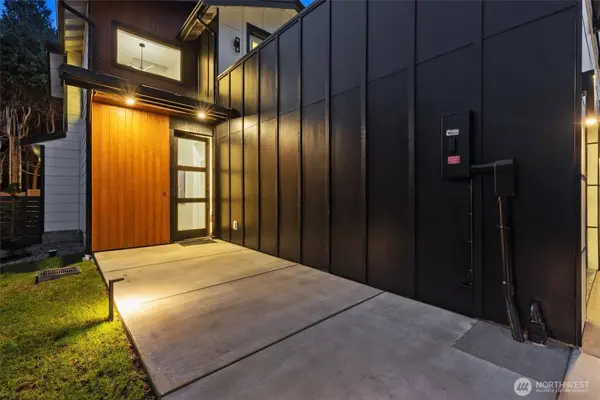 1511 96th AVE NE, Seattle, WA 98115