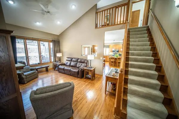 2260 Ponderosa DR SW, Rochester, MN 55902