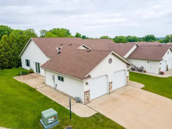 311 Bear Paw CIR NE, Byron, MN 55920