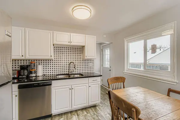176 Logan AVE W, West Saint Paul, MN 55118