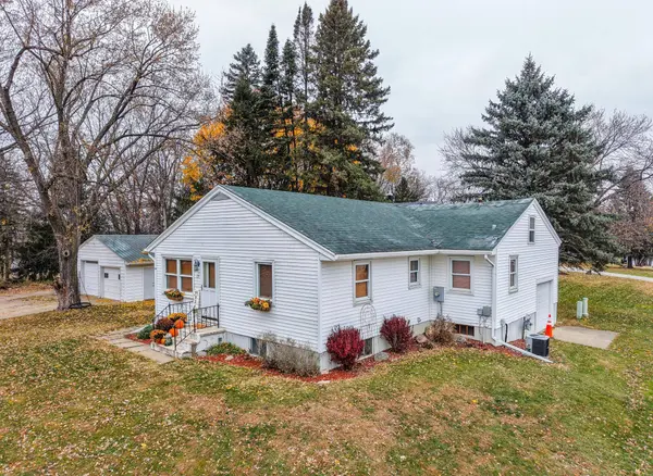 115 W Center ST, Oronoco, MN 55960