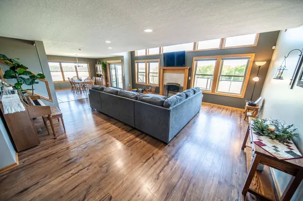 5320 Saint Bridgets RD SE, Rochester, MN 55904