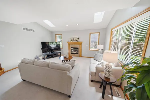 2505 Boulder Ridge LN NW, Rochester, MN 55901