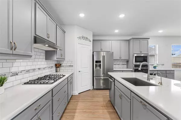 132 Savannah Lane, Oak Point, TX 75068