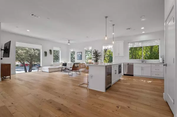 2222 Moser Avenue #107, Dallas, TX 75206