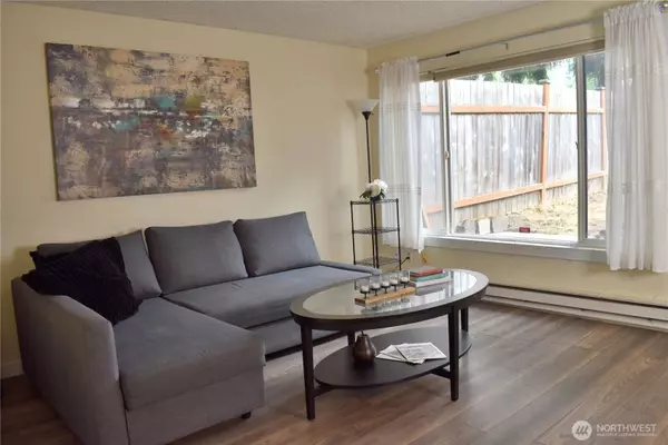 1924 75th ST SE #3A, Everett, WA 98203